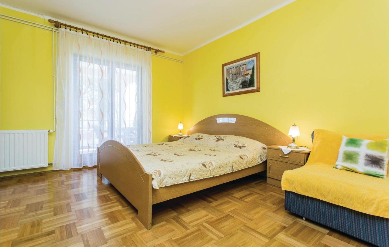 Stunning Apartment In Krk With Kitchen Krk Town Luaran gambar