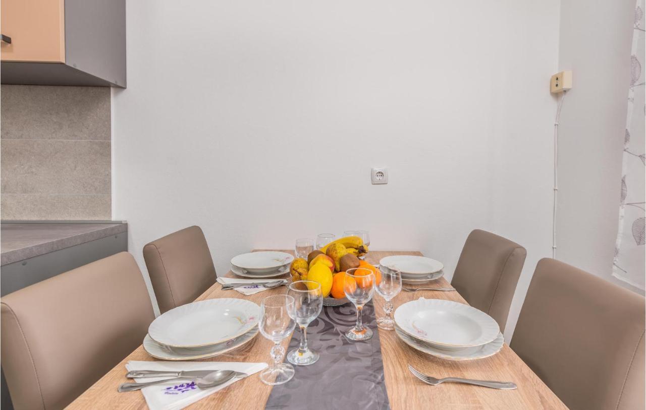 Stunning Apartment In Krk With Kitchen Krk Town Luaran gambar