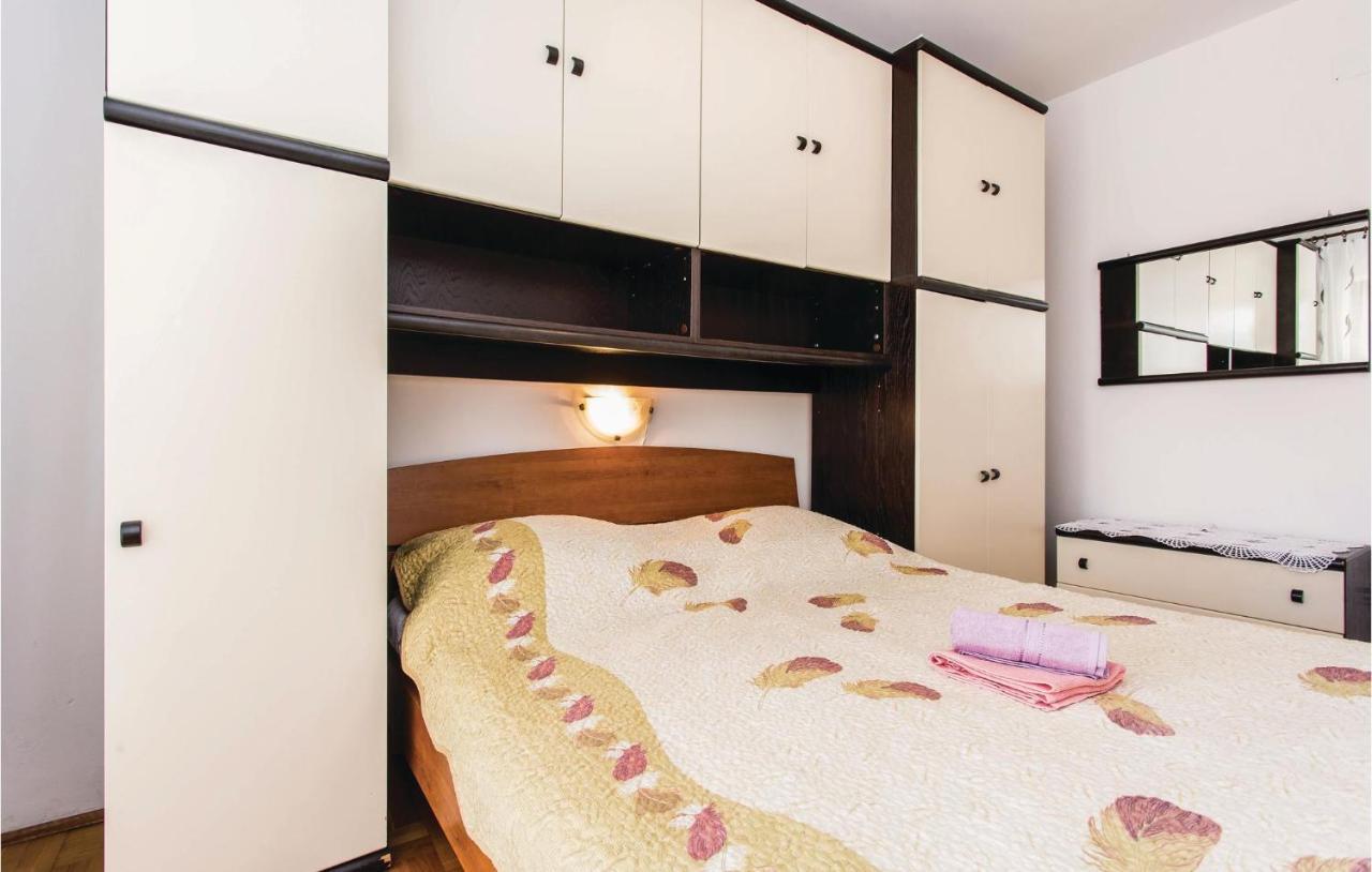 Stunning Apartment In Krk With Kitchen Krk Town Luaran gambar