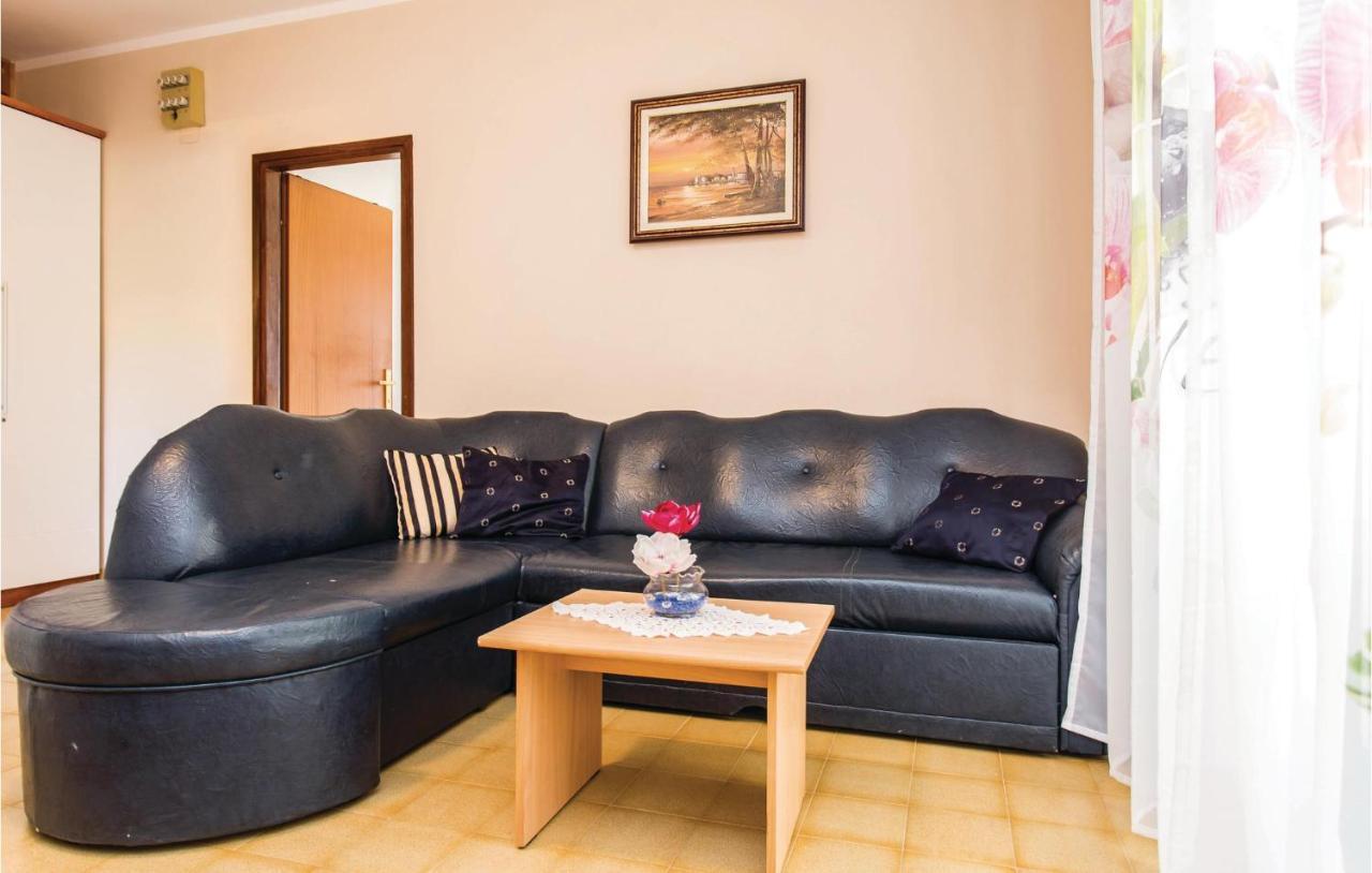 Stunning Apartment In Krk With Kitchen Krk Town Luaran gambar