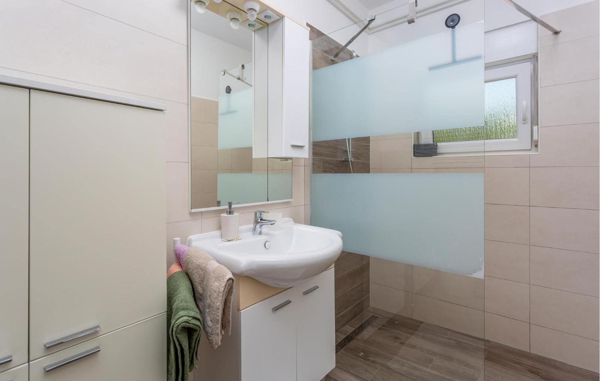 Stunning Apartment In Krk With Kitchen Krk Town Luaran gambar
