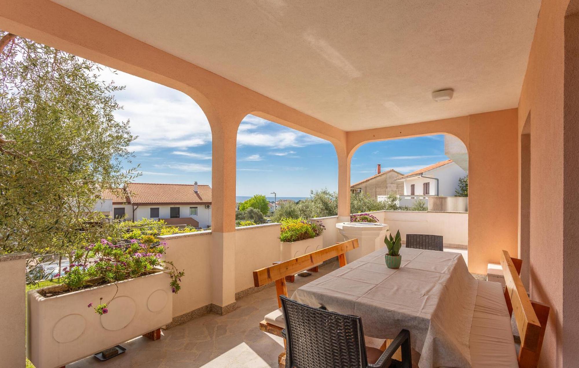 Stunning Apartment In Krk With Kitchen Krk Town Luaran gambar