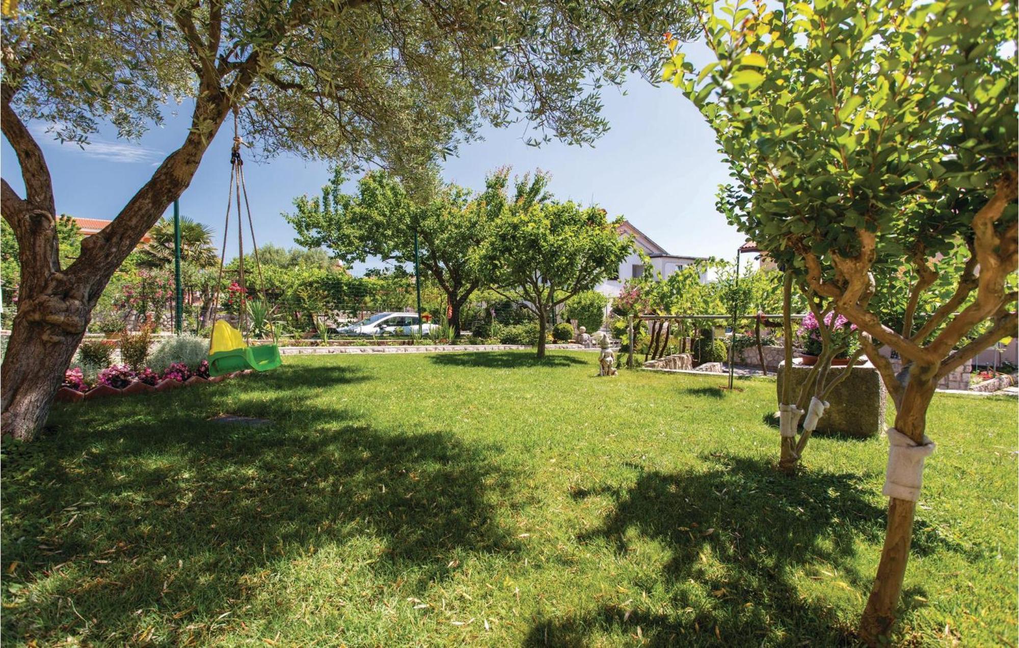 Stunning Apartment In Krk With Kitchen Krk Town Luaran gambar
